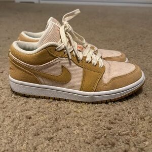 Nike Air Jordan 1 Low SE Twine